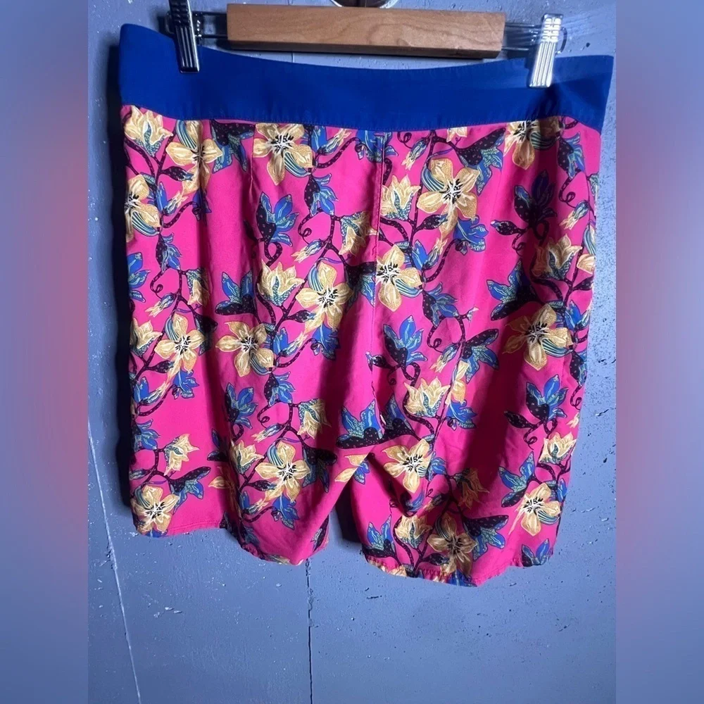 Patagonia Stretch Planing Floral Swim Short, size 34